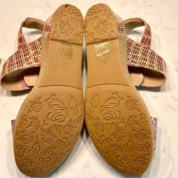 L’ ARTISTE Wedge Sandal - Picture 5 of 7